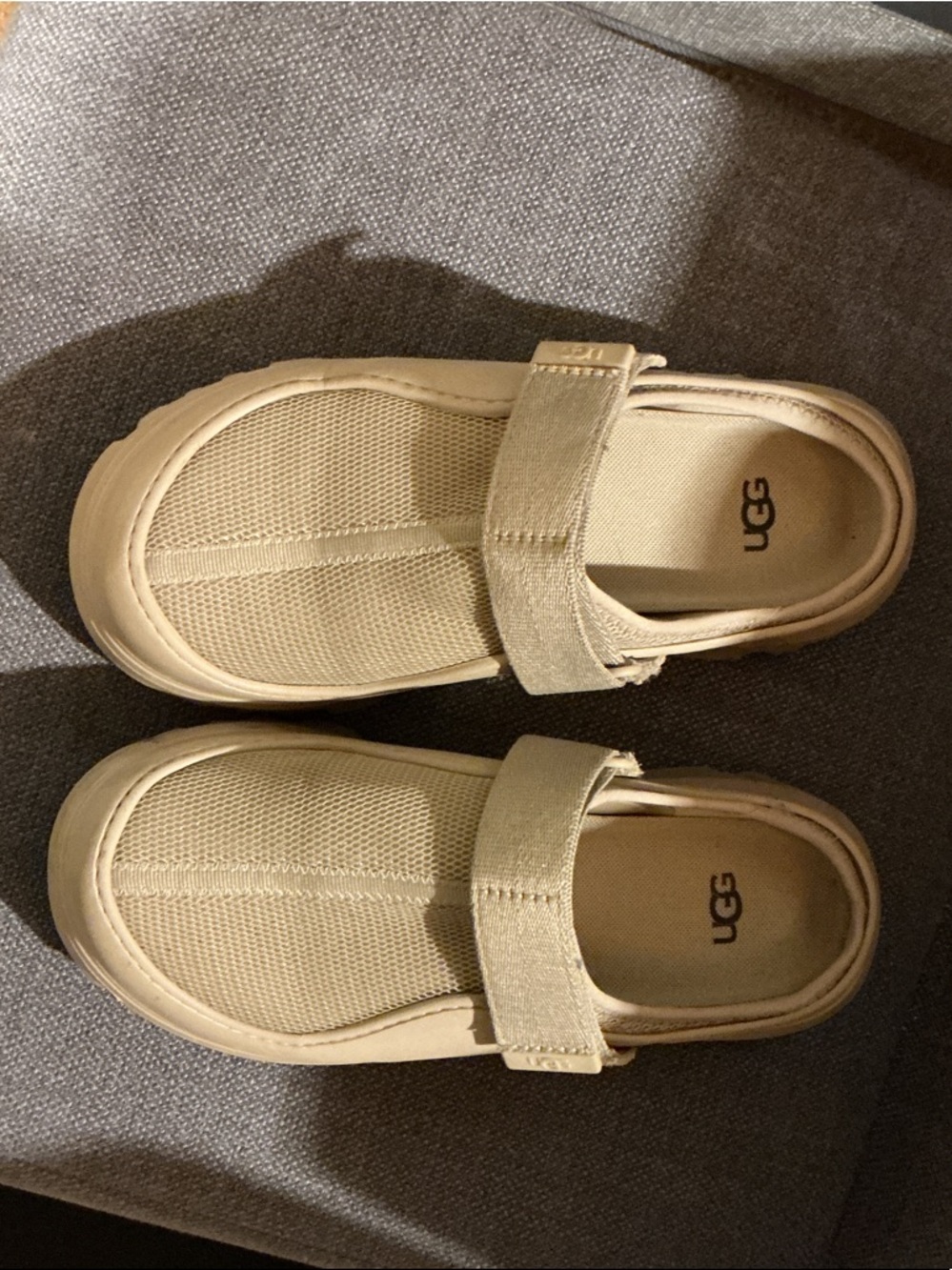 UGG PeakMod Dark Sand Clog